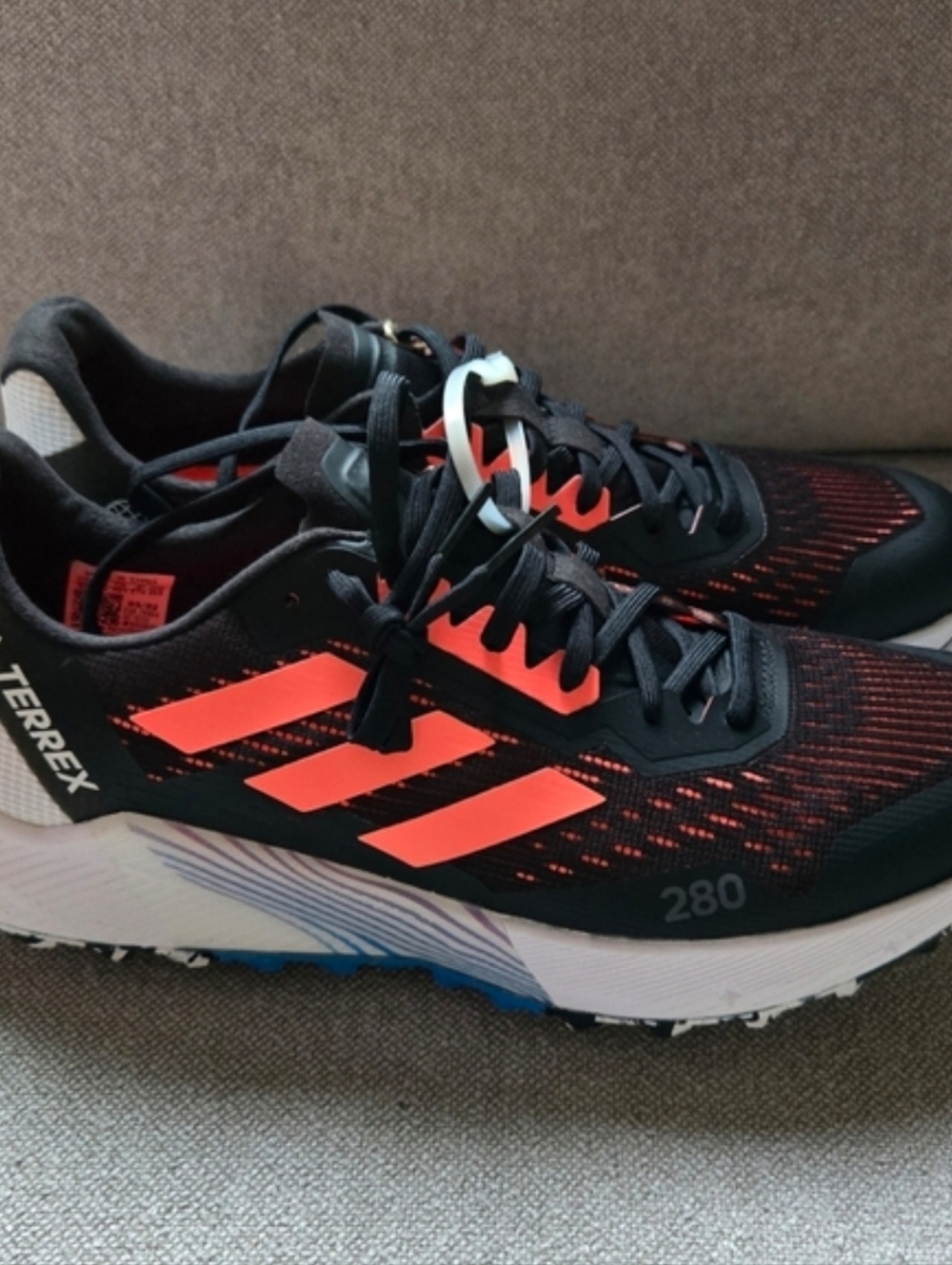 Adidas Terrex Agravic Flow Women Size 9 Trail Running Pink Black 042026 - Picture 2 of 8